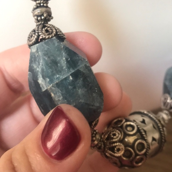 Wonderful Sterling Eliza B Kyanite and Jet Statement Necklace - Picture 7 of 8